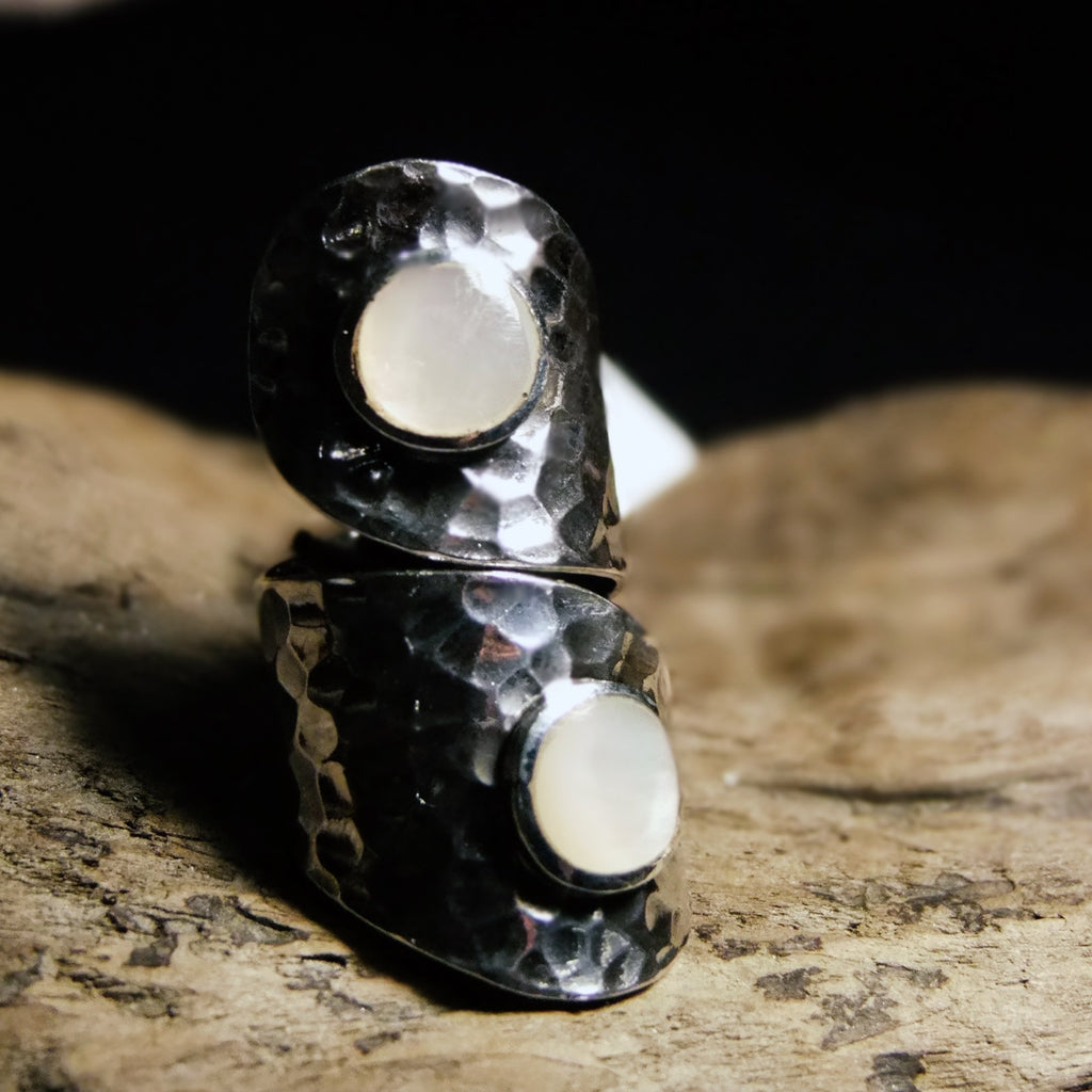 Hammered Shell Wrap Silver Ring-JEWELLERY / RINGS-Jewelery Center (THA)-Mother of Pearl-52-The Outpost NZ