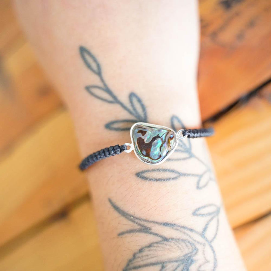 Kiwa Paua Silver Link Bracelet-JEWELLERY / BRACELET-Tinu Final/ Rahul (IND)-Macrame-Black-The Outpost NZ