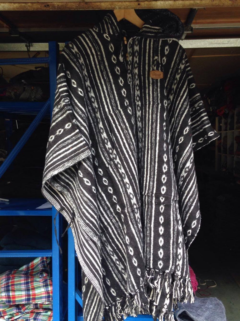 Nepali Thick Cotton Poncho-CLOTHING / PONCHO-The Look Fashion (NEP)-Black & White-Long-The Outpost NZ