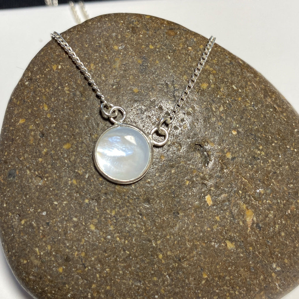 Shell Silver Necklace-JEWELLERY / NECKLACE & PENDANT-1000 Design (THA)-Circle-Mother of Pearl-The Outpost NZ