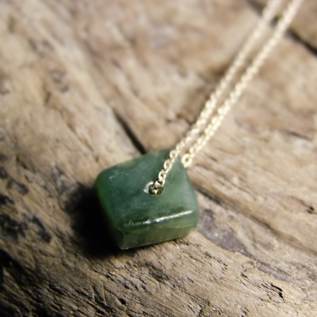 Simple Greenstone Silver Necklace-JEWELLERY / NECKLACE & PENDANT-1000 Design (THA)-The Outpost NZ