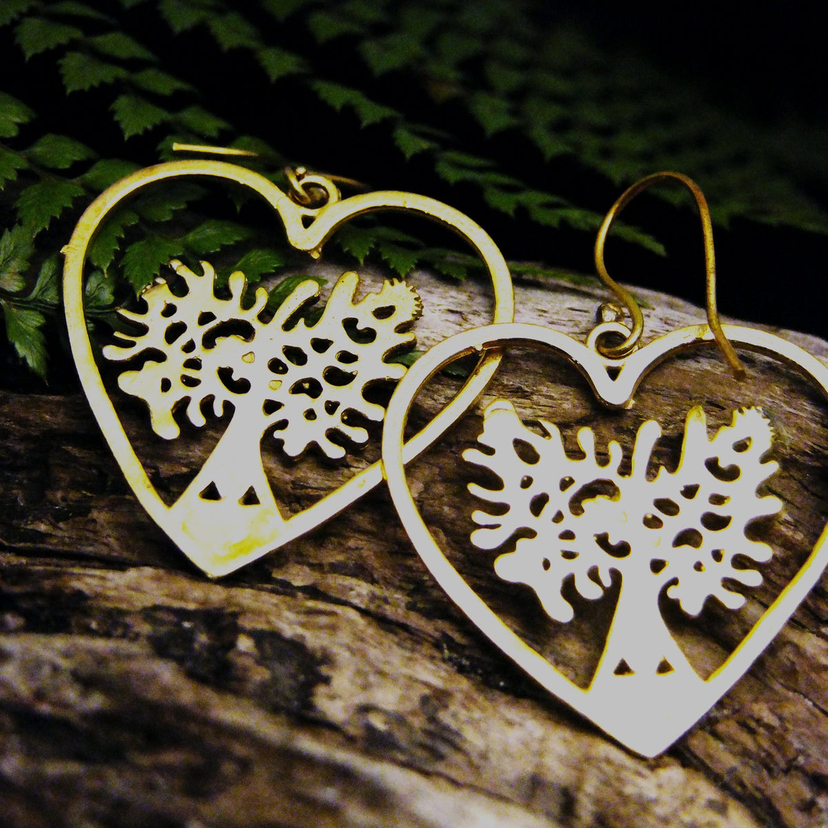 Tree Heart Earring – The Outpost NZ